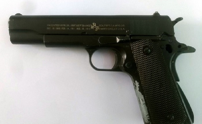 Nhóm giang hồ nổ súng, hai người đi đường trúng đạn