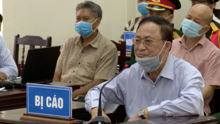 Cựu Đô đốc Nguyễn Văn Hiến đổ lỗi cho cơ quan tham mưu hiểu sai ý Bộ Quốc phòng