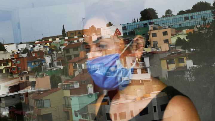 Bác sĩ Mỹ: Lệnh phong tỏa kéo dài có thể khiến hàng triệu người chết