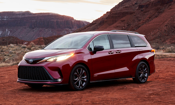 Toyota Sienna 2021 ra mắt với thiết kế táo bạo 