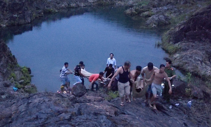 Quảng Nam: Tắm hồ Phú Ninh, 2 học sinh lớp 12 chết đuối thương tâm