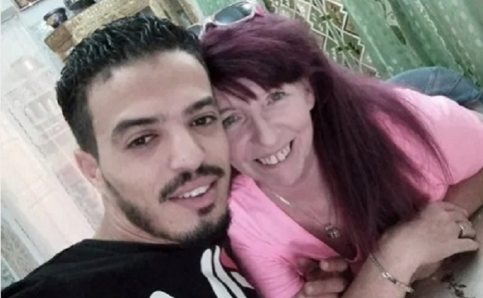 Kết bạn nhầm, người phụ nữ 62 lấy chồng 26 tuổi