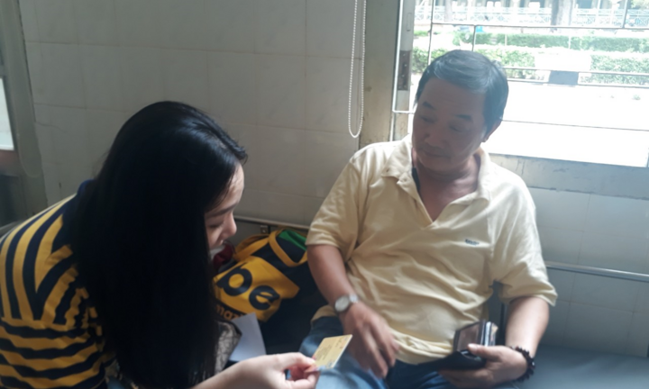 Be Group hỗ trợ 20 triệu đồng cho gia đình có học sinh bị cây bật gốc đè