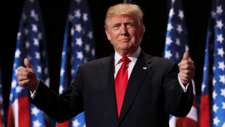 Tổng thống Trump khoe đạt điểm 'cao ngất' khi kiểm tra nhận thức