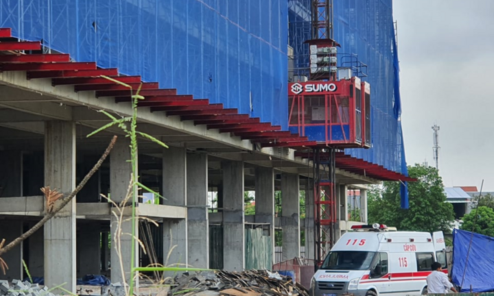 Rơi từ nhà cao tầng dự án nhà ở xã hội, nam công nhân 66 tuổi chết thảm