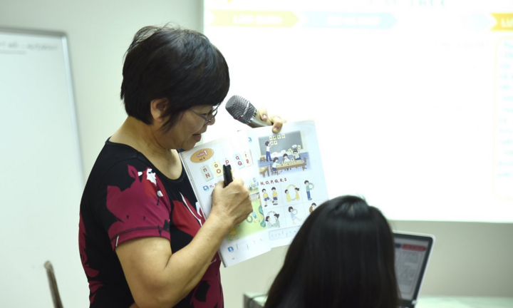 Chọn sách giáo khoa lớp 1: Phụ huynh có vai trò gì?