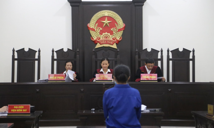 Hoãn phiên xử phúc thẩm cựu thượng úy công an gài ma túy tống doanh nhân vào tù