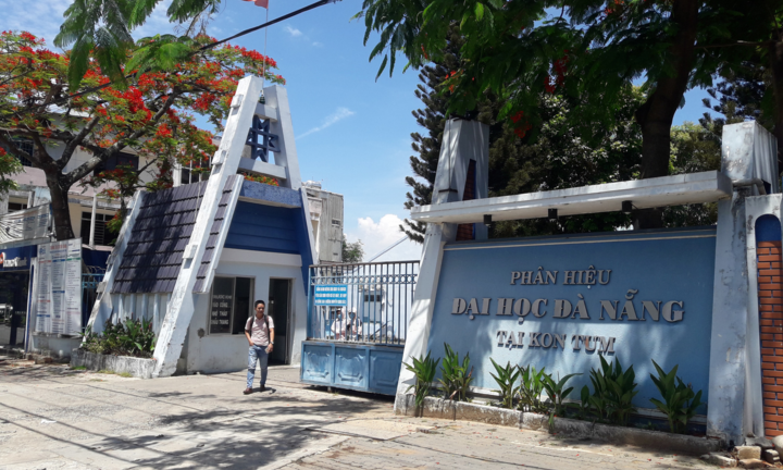 Lãnh đạo ĐH Đà Nẵng có lời lẽ thiếu chuẩn mực: Nữ cán bộ tố cáo gì?