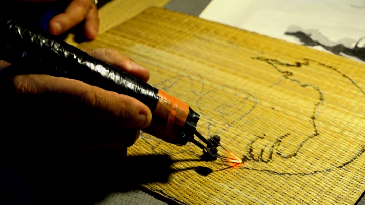 Cận cảnh tranh đốt chiếu độc nhất vô nhị ở miền Tây