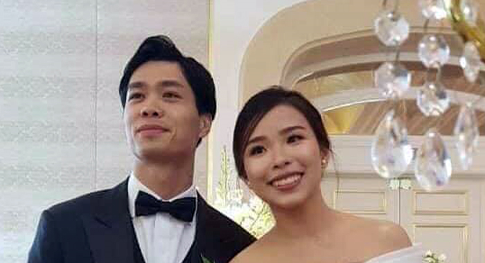 Lộ ảnh Công Phượng rạng ngời bên vợ sắp cưới Viên Minh ở lễ ăn hỏi