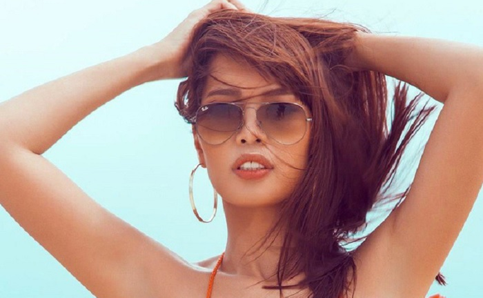 Siêu mẫu Hà Anh: 'Tôi như miếng mút được cho vào chậu nước'