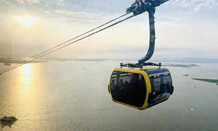 Sun Group khai trương tuyến cáp treo 3 dây hiện đại tại Cát Bà