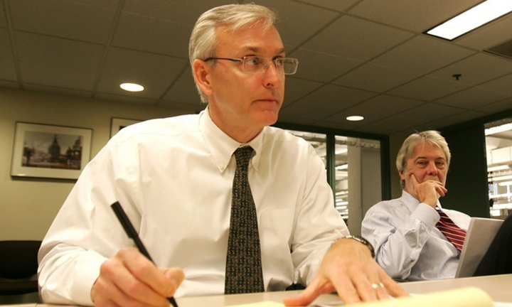 Viết bài phàn nàn về biểu tình, Tổng biên tập báo Mỹ từ chức 