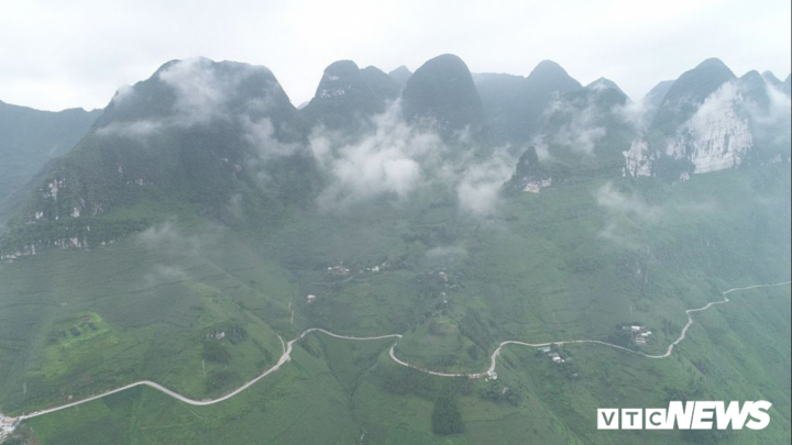 Trốn cái nóng thiêu đốt ở Hà Nội, lên Hà Giang hưởng mát lạnh như cuối thu