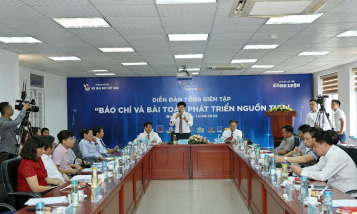 Đề xuất mạng xã hội phải trả tiền cho báo chí