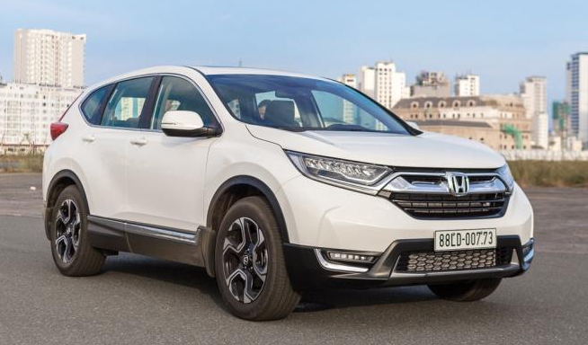 Crossover 7 chỗ tiếp tục giảm giá sâu để kích cầu, xả hàng tồn