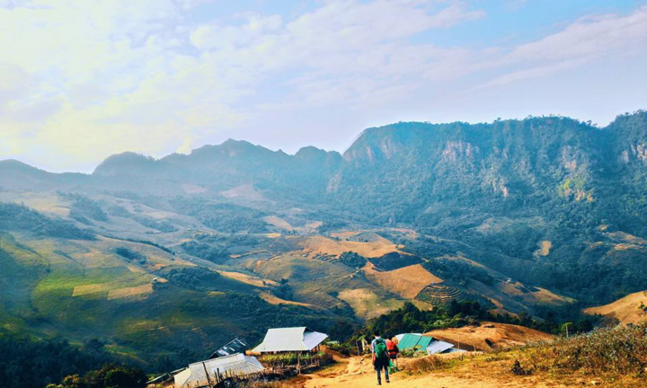 Mê mẩn vẻ đẹp ấn tượng của đỉnh Pha Luông