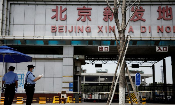 Trùng hợp bất ngờ giữa ổ dịch Bắc Kinh và Vũ Hán làm lộ bí ẩn về COVID-19?