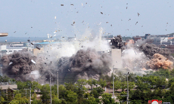 Triều Tiên - Hàn Quốc khẩu chiến gay gắt