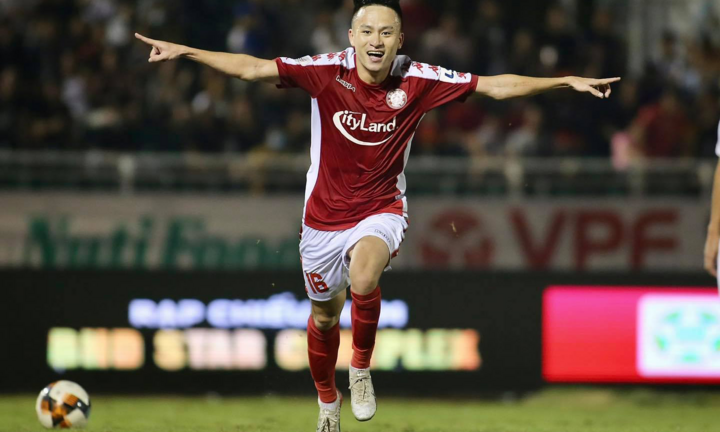 Video Công Phượng kiến tạo cực hay cho Huy Toàn ghi bàn sau hơn 2 năm