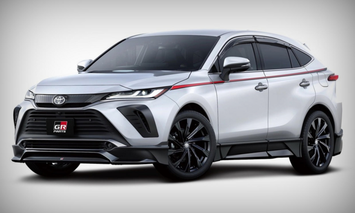 Xe gia đình Toyota Venza bất ngờ được khoác áo thể thao