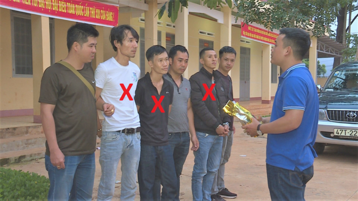 Bắt băng nhóm giấu 1,8kg ma túy dưới gầm ghế ô tô đưa đi tiêu thụ