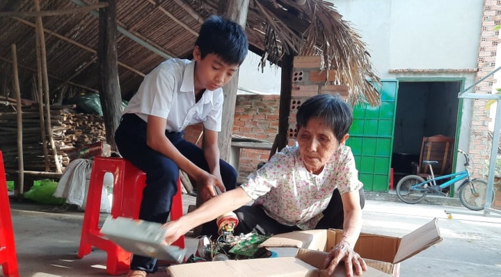 Hoàn cảnh đáng thương của nam sinh thông miệng cống đốn tim cộng đồng mạng