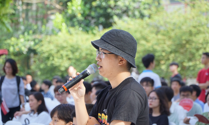 Mê kỹ thuật ô tô, nên theo học đại học hay cao đẳng?