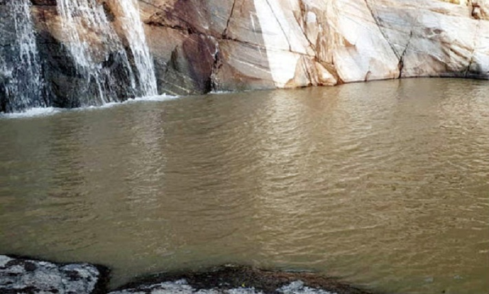 Đi tắm suối, 2 thiếu nữ đuối nước thương tâm