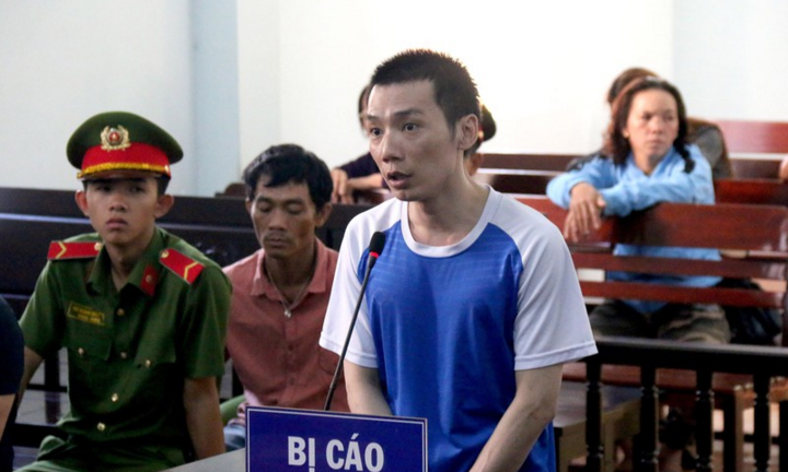 Xét xử nhóm cưa song sắt vượt ngục: Huy 'nấm độc' lĩnh 25 năm 6 tháng tù