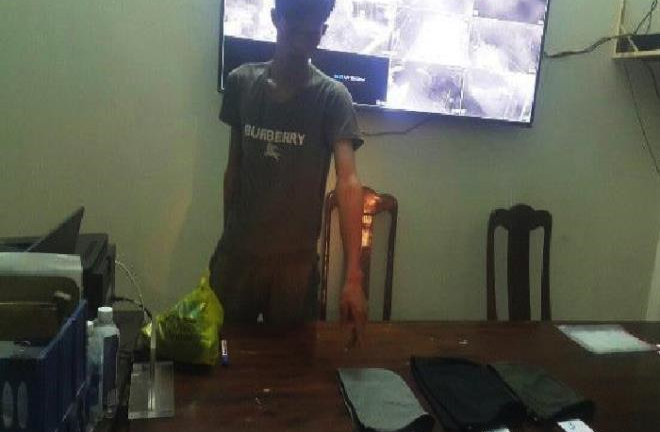 Bé gái 13 tuổi bị sát hại: Công an định vị điện thoại để truy tìm nghi can