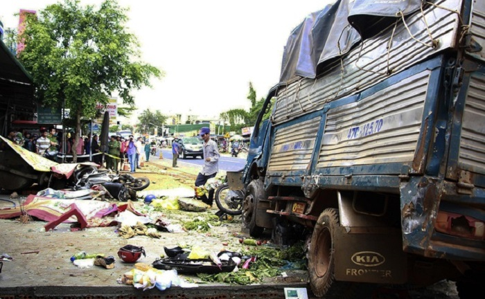 Siết chặt tải trọng xe toàn quốc sau 2 vụ tai nạn thảm khốc