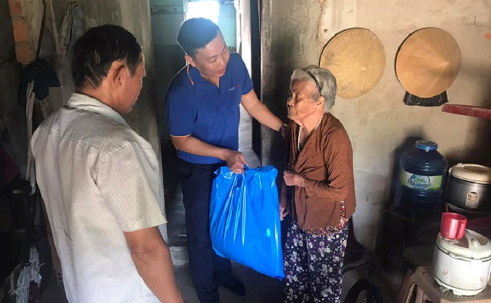 MobiFone: Hành trình sẻ chia nối liền quá khứ, hiện tại và tương lai