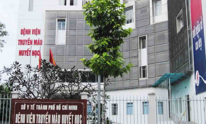 Truyền thuốc quá hạn sử dụng gần 6 tháng: Tạm đình chỉ 1 Dược sĩ và 2 điều dưỡng