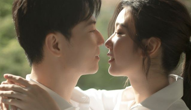 Á hậu Thúy Vân định ngày tổ chức đám cưới 