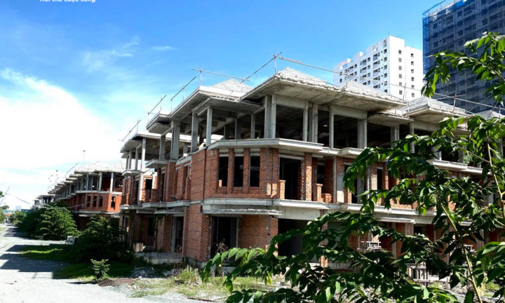 Những căn biệt thự xây không phép ở TP.HCM giờ ra sao?