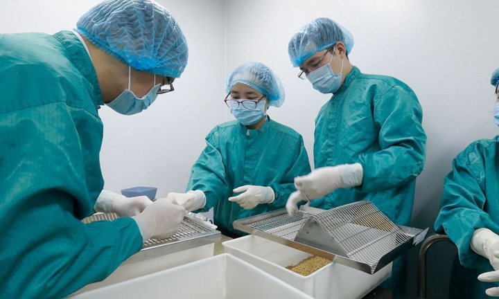 Vắc xin COVID-19 'made in Vietnam' vượt tiến độ dự kiến 