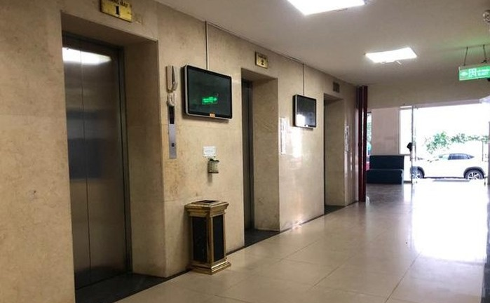 Khởi tố 'yêu râu xanh' 65 tuổi dâm ô bé trai trong thang máy chung cư Hà Nội