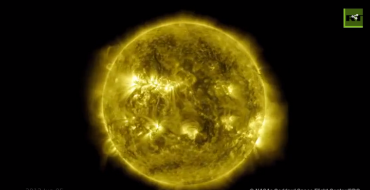 425 triệu bức ảnh ghi lại hoạt động của Mặt trời 10 năm qua 