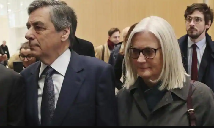 Biển thủ công quỹ, cựu Thủ tướng Pháp lĩnh án 5 năm tù