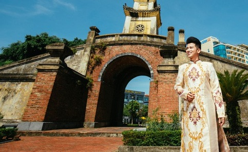 Học trò Trọng Tấn ra MV tri ân mảnh đất quê hương