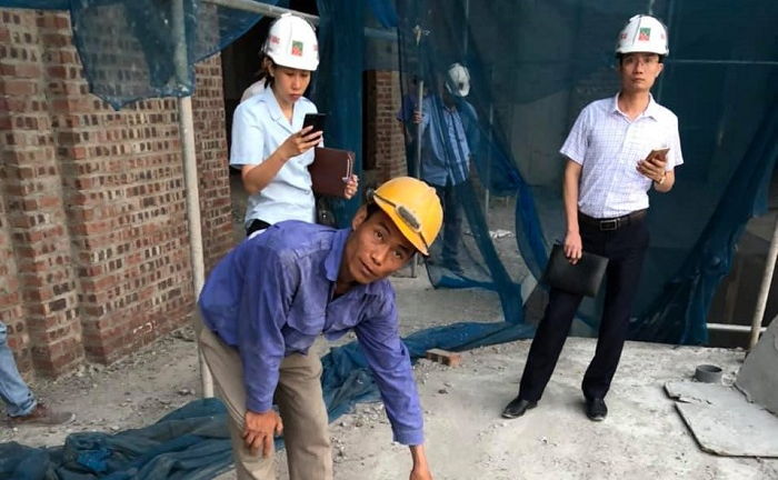 Hai công nhân ở Hải Dương rơi từ tầng 14, một người thiệt mạng