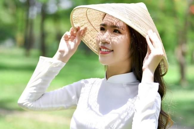 Vẻ đẹp thướt tha của nữ sinh Hà thành khiến bao chàng trai say đắm