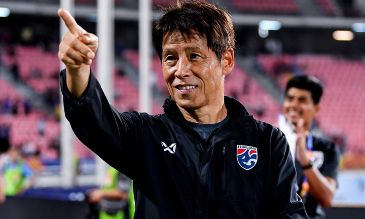 Sa thải HLV Nishino, bóng đá Thái Lan vỡ mộng châu Á