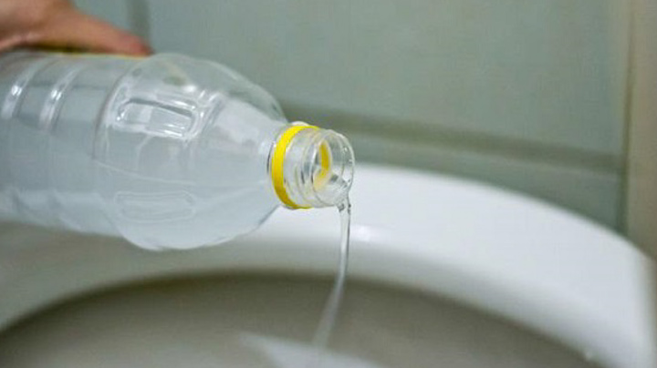 Uống nhầm hóa chất, nhiều người nhập viện