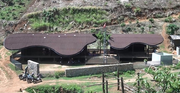 Ngỡ ngàng điểm trường Bó Mon đẹp như cổ tích giữa núi rừng Tây Bắc