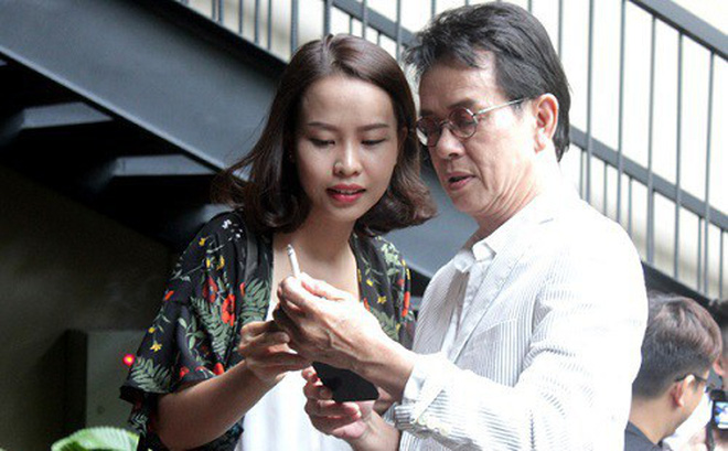 Đức Huy lãng mạn với vợ kém 44 tuổi như thời mới yêu