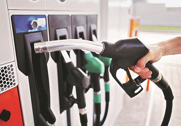 Gian lận thương mại xăng dầu nhan nhản, ngày nào cũng có vụ vi phạm