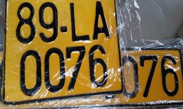 Từ 1/8, xe kinh doanh vận tải phải đổi biển màu trắng sang màu vàng