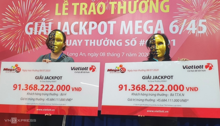 Mua Vietlott cận giờ mở thưởng, 2 người phụ nữ chia nhau giải Jackpot 91 tỷ đồng